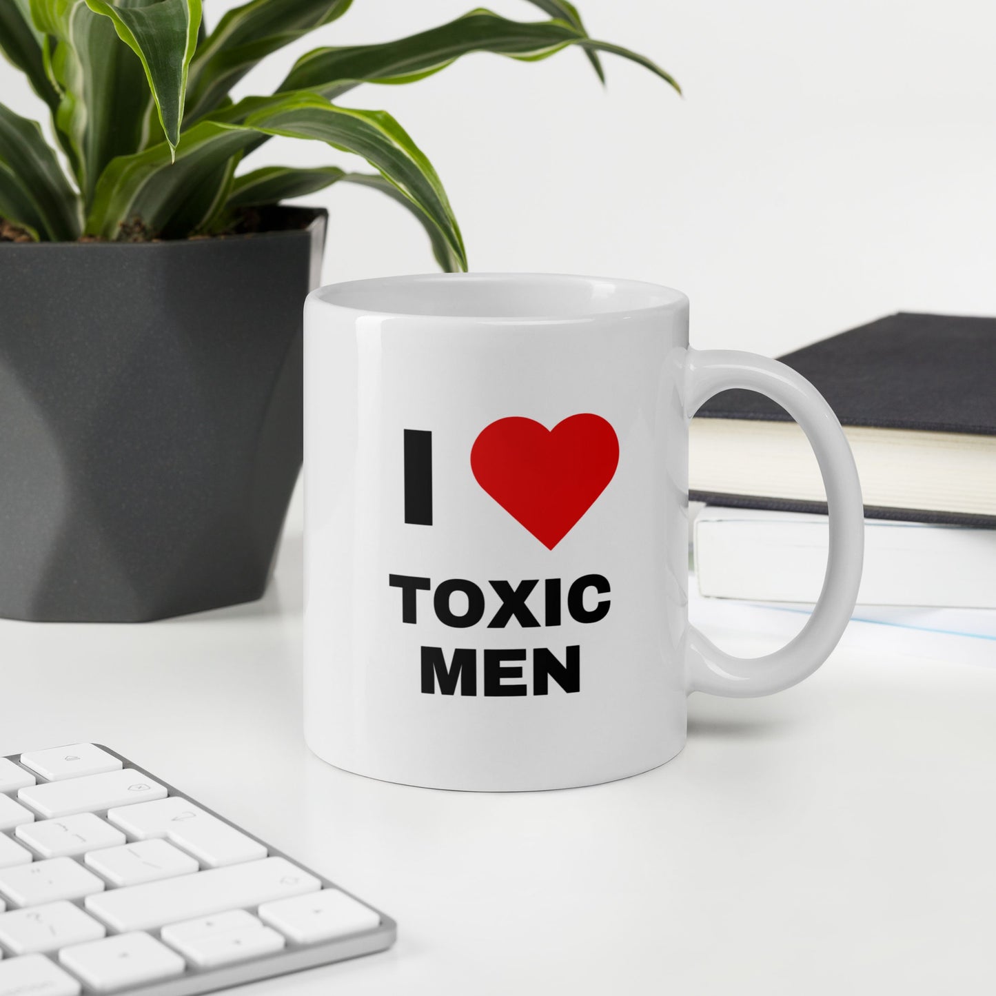 Tasse "I ❤️ Toxic Men"