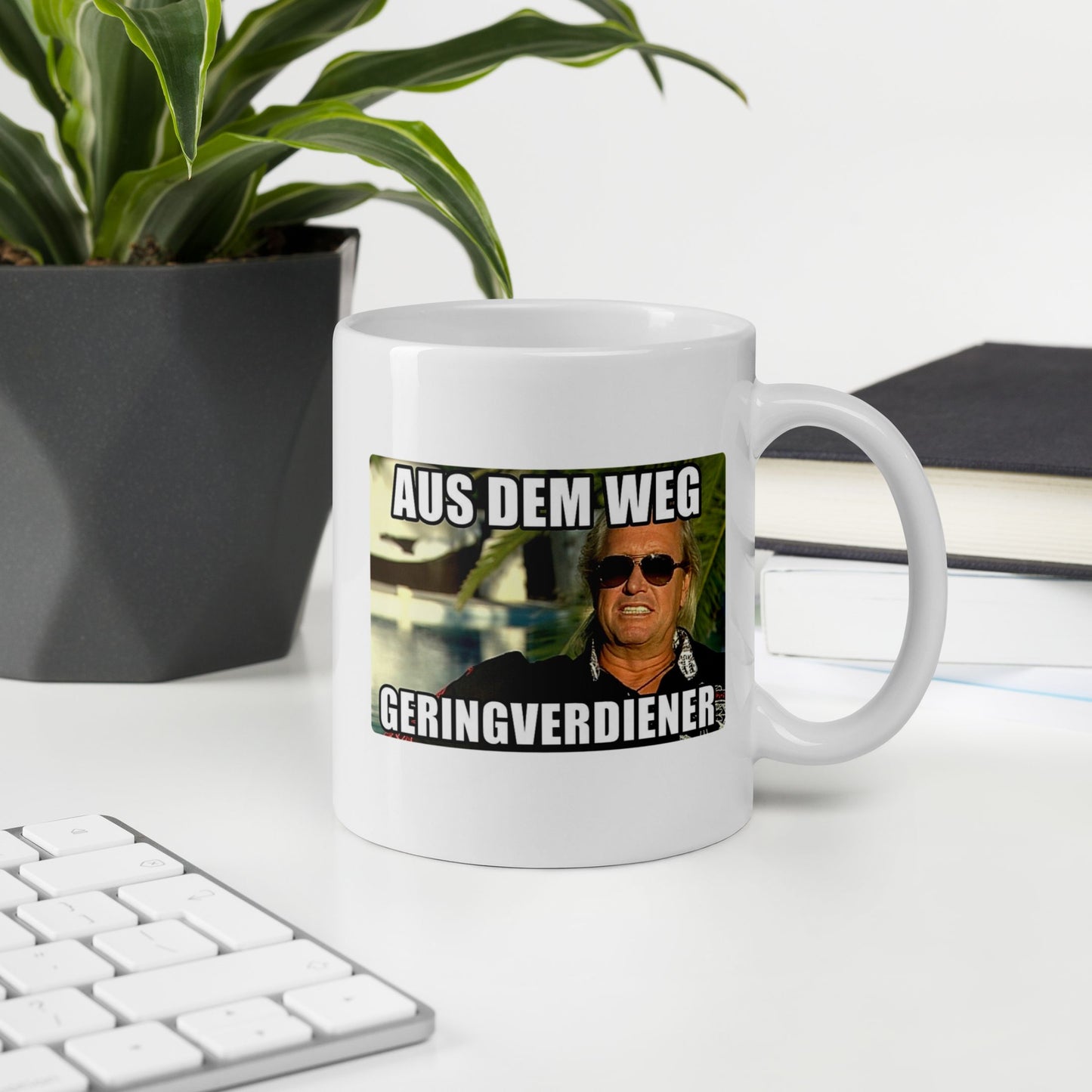Tasse "Aus Dem Weg Geringverdiener"