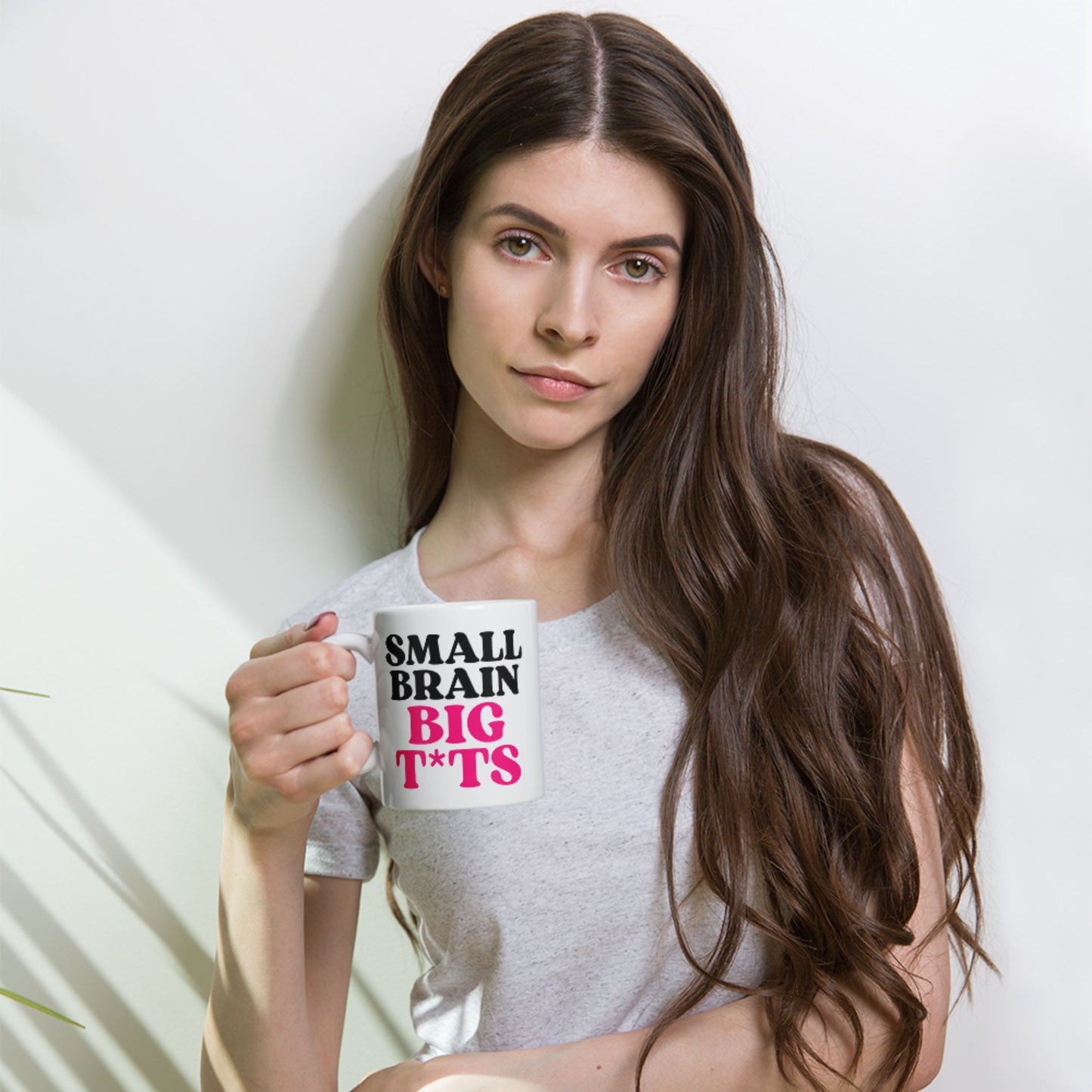 Tasse "Small Brain Big T*ts"