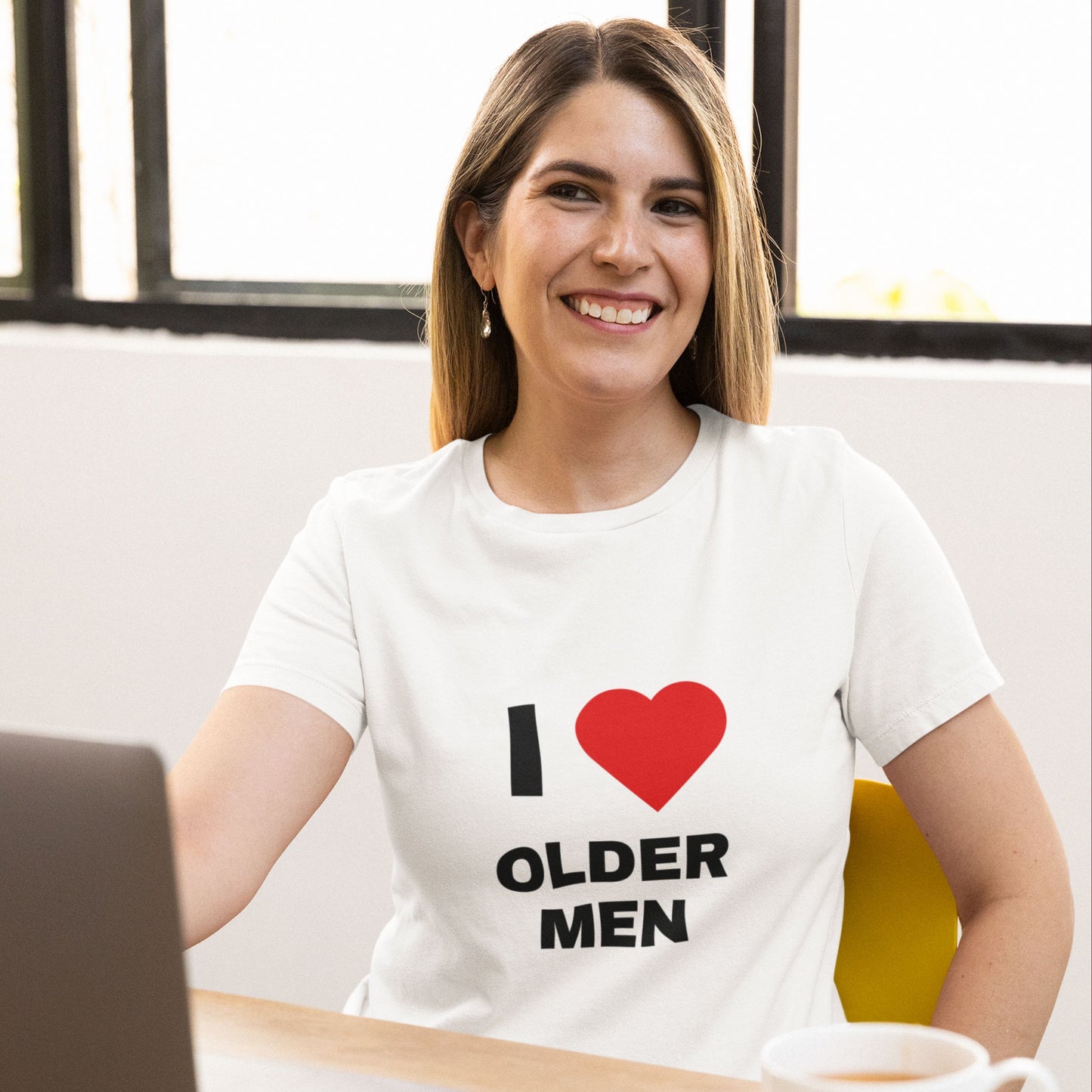 T-Shirt Unisex "I ❤️ Older Men"