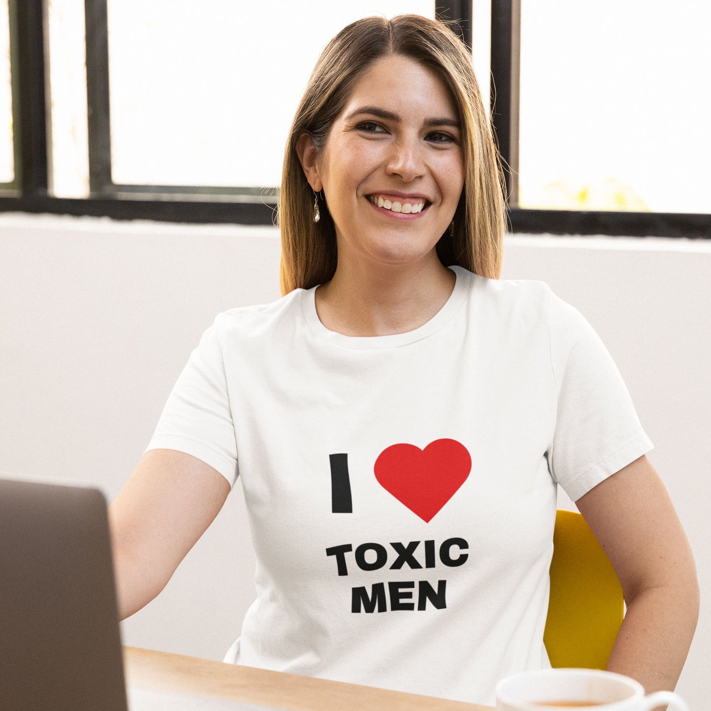 T-Shirt Unisex "I ❤️ Toxic Men“