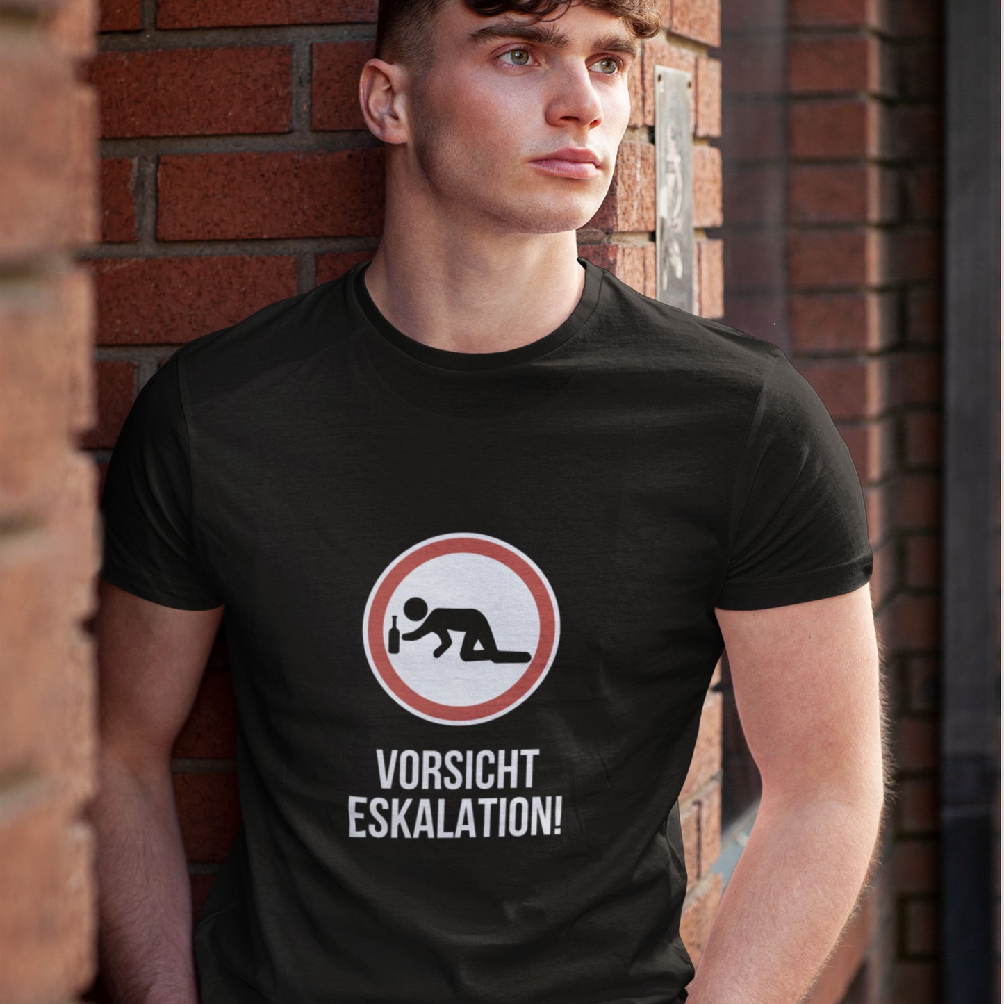 Partyshirt "Vorsicht Eskalation!" | Unisex T-Shirt